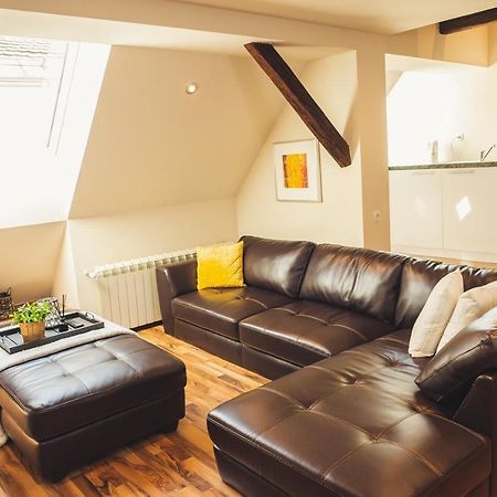 Skol Apartment S Parkiriscem Celje Eksteriør bilde