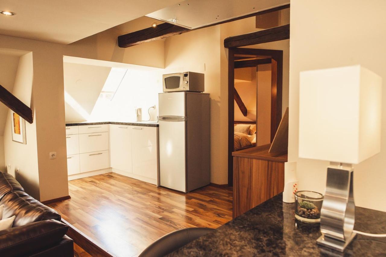 Skol Apartment S Parkiriscem Celje Eksteriør bilde